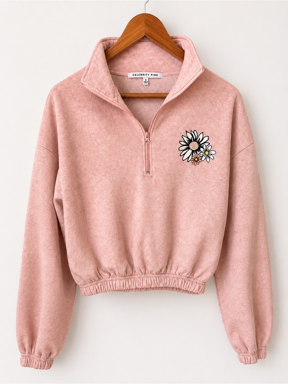 Celebrity Pink Dusty Pink Half-Zip Cropped Pullover with Daisy